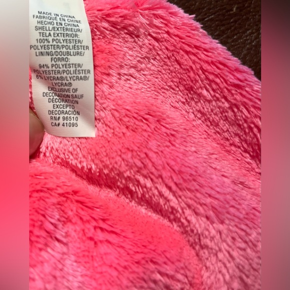 Under Armour gray beanie hat pink fleece EUC - Picture 7 of 8